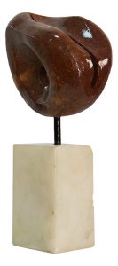 form-seeing-the-gap-30x17x10-2008-obsidian-stone